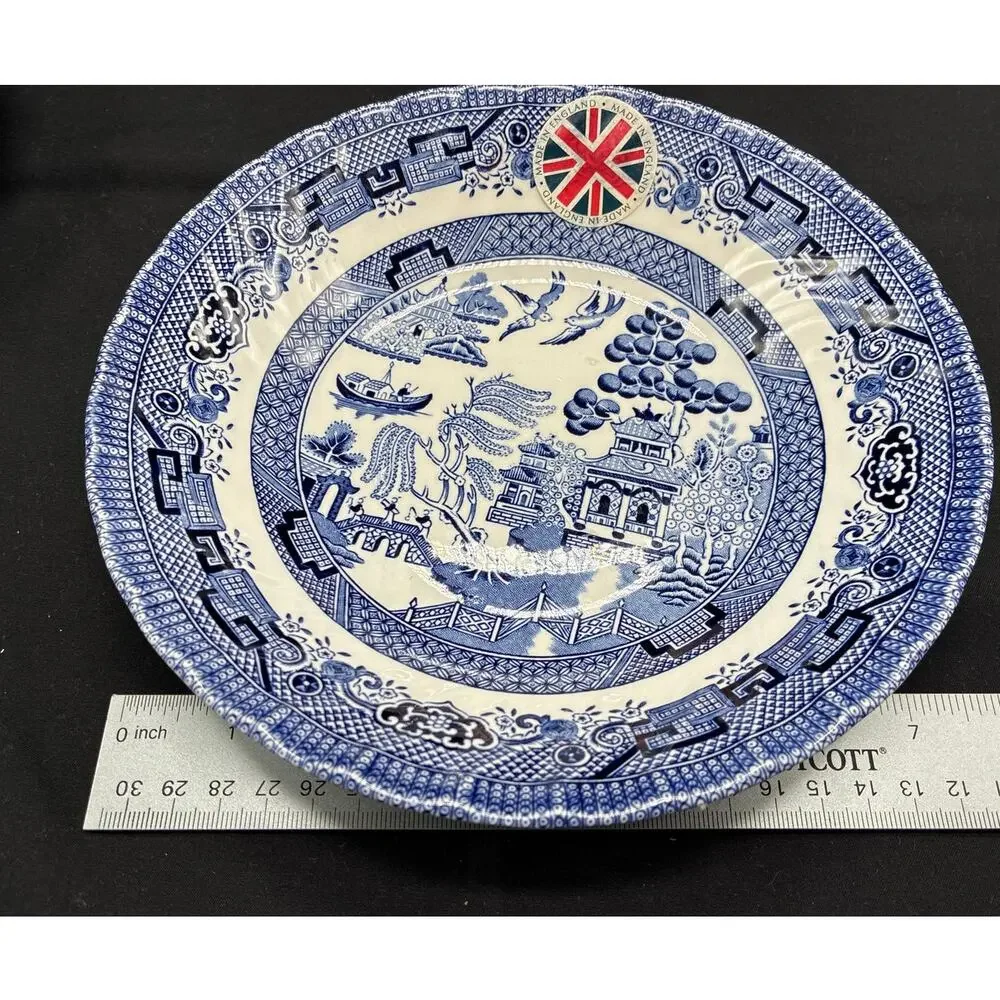 Blue Willow Made in England Two Serving Bowls Blue White 6.25